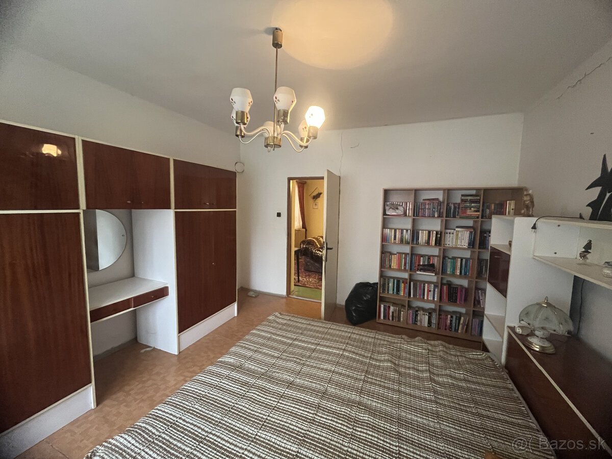 Znížená CenaNa predaj rodinný dom vo Vrakúni, blízko Dunajs - 4