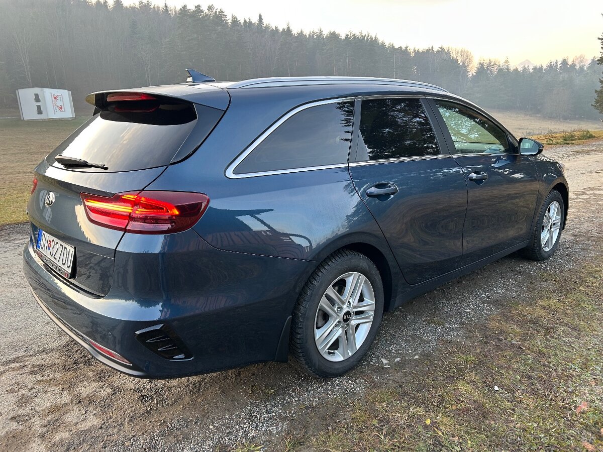 KIA Ceed SW 1.6 Crdi Gold Možný odpočet DPH - 4