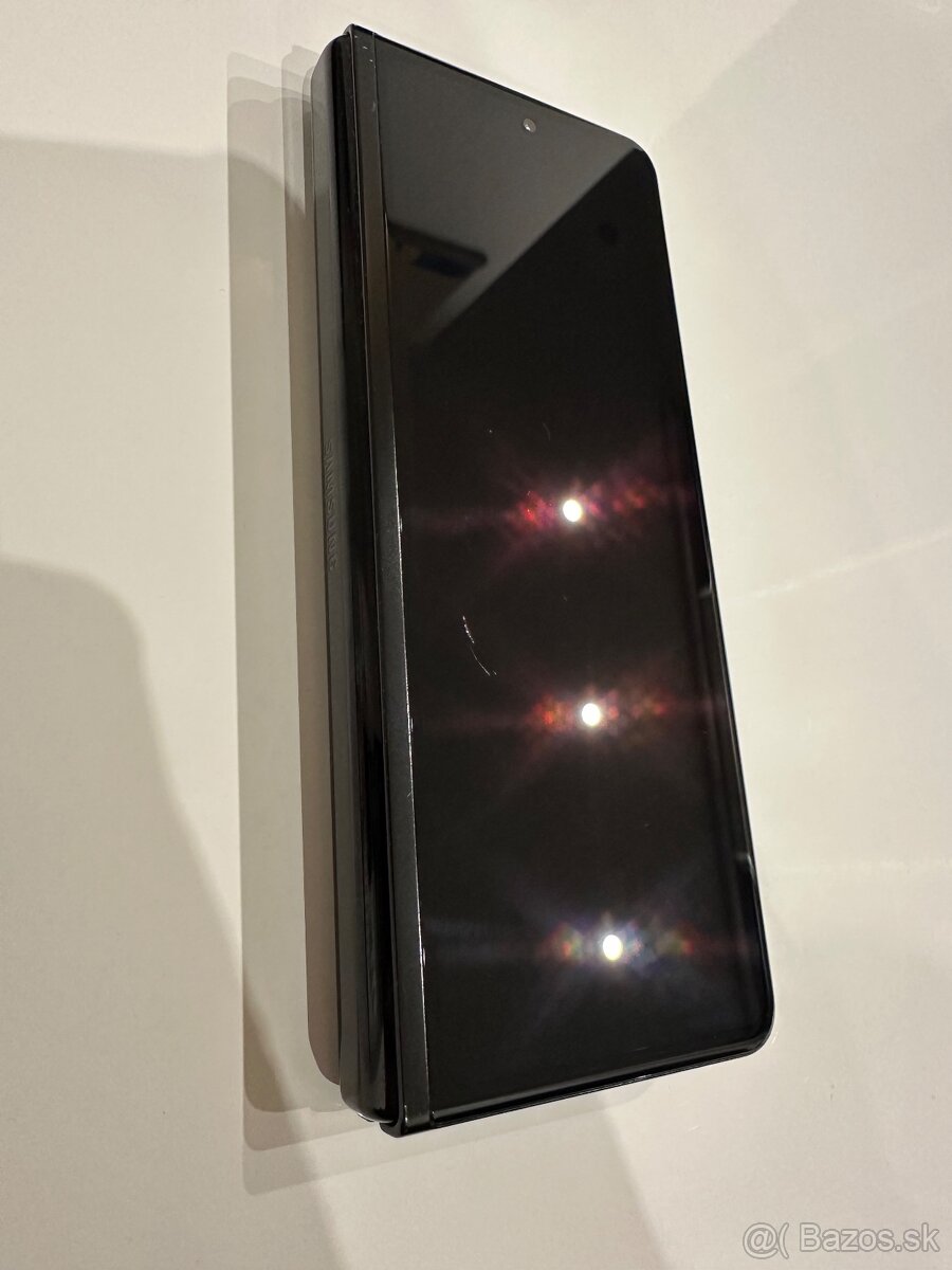 Samsung Galaxy Z Fold 3 - 4