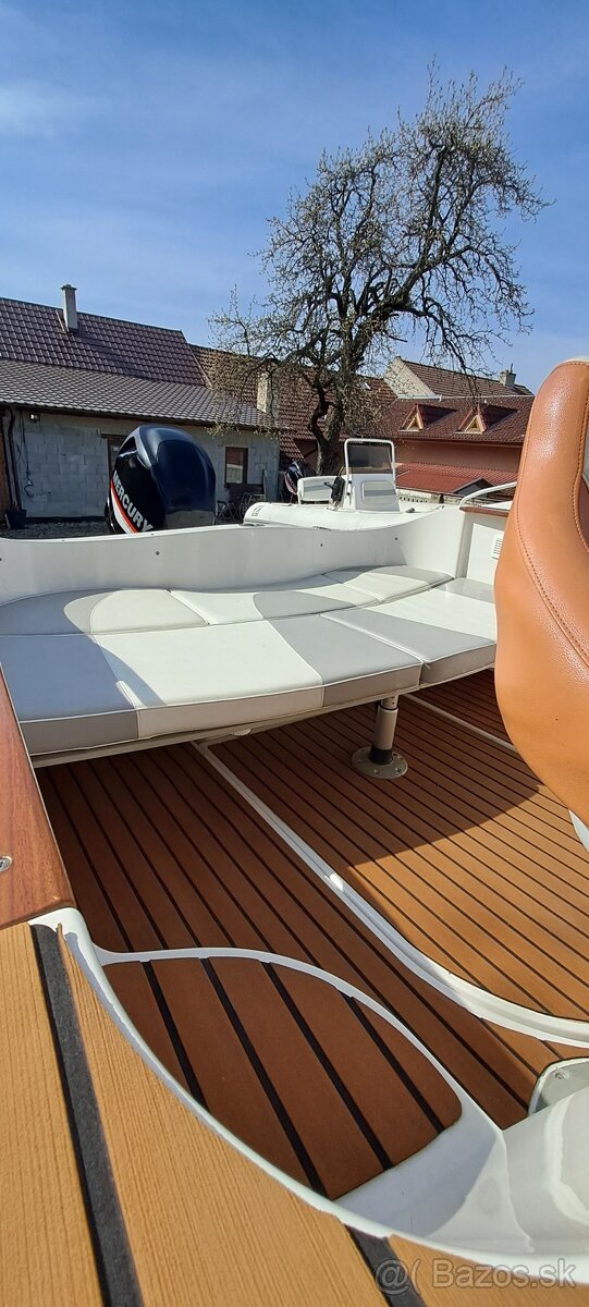 Quicksilver 620 + 115hp Mercury. - 4