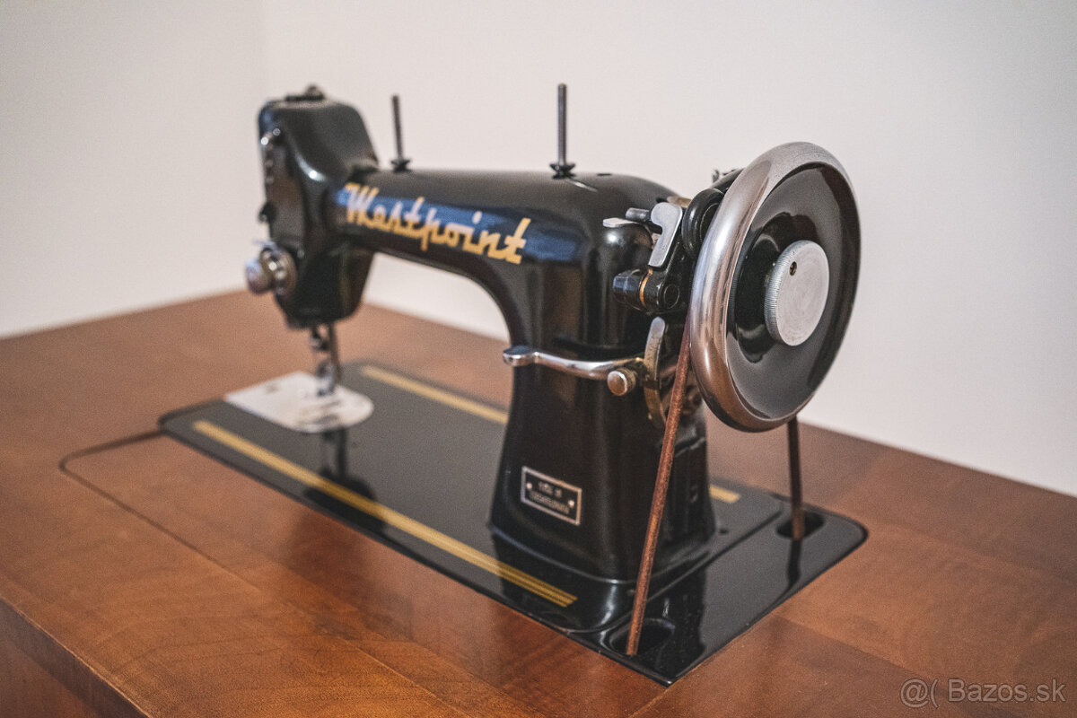 Šijací stroj Lada - Westpoint 121 z roku 1955 - 4
