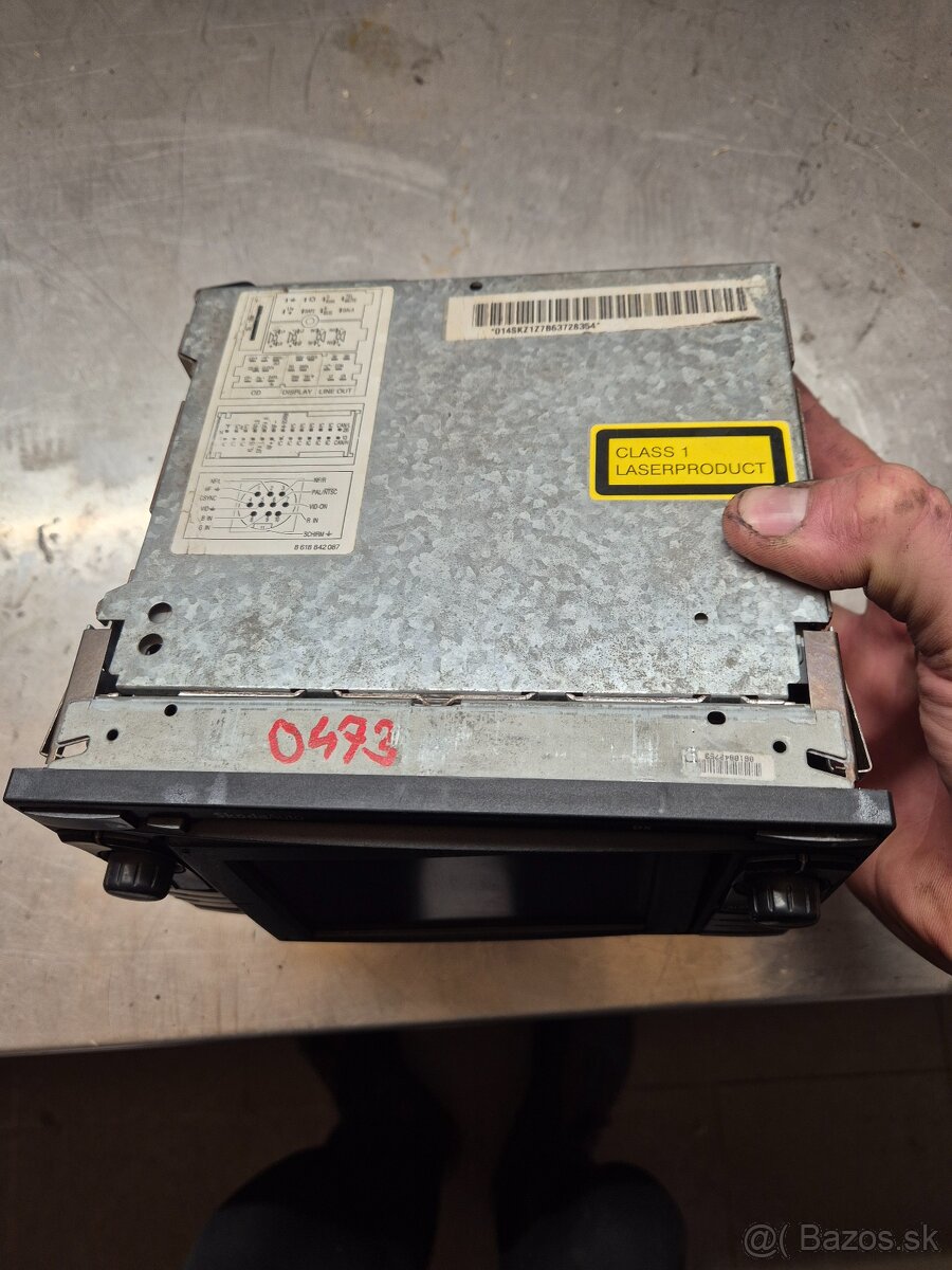 Predám Autorádio - MFD - DX - originál Škoda - 4