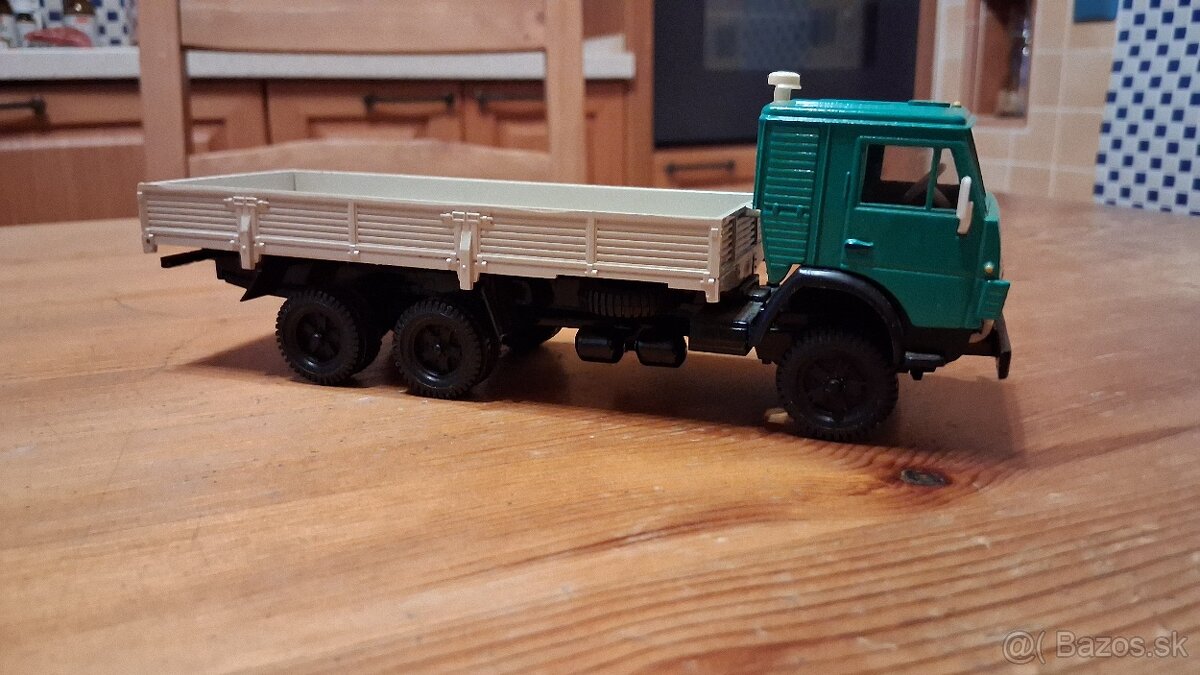 GAZ-AA Polutorka 1932 + KAMAZ 1/43 - 4