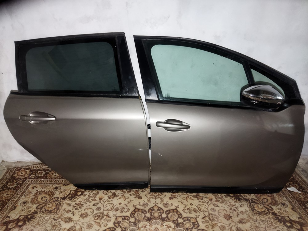 Peugeot 2008 1,6 hdi - 4