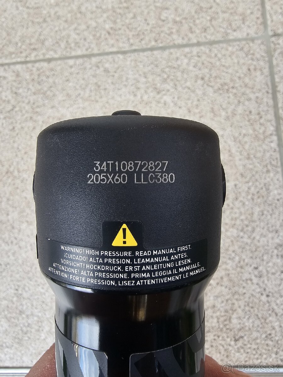 RockShox Deluxe Select+ - 4