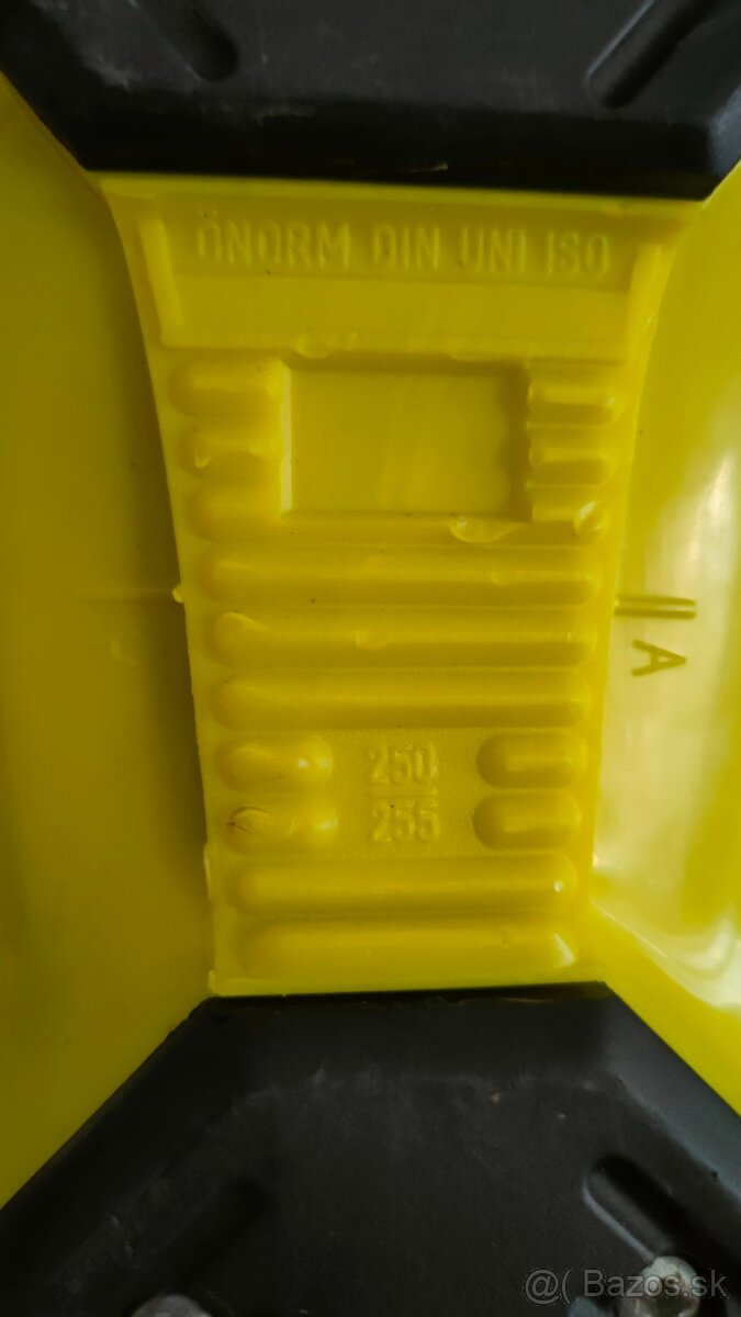 Predám lyže Fischer, lyžiarky Fischer, palice Fischer - 4