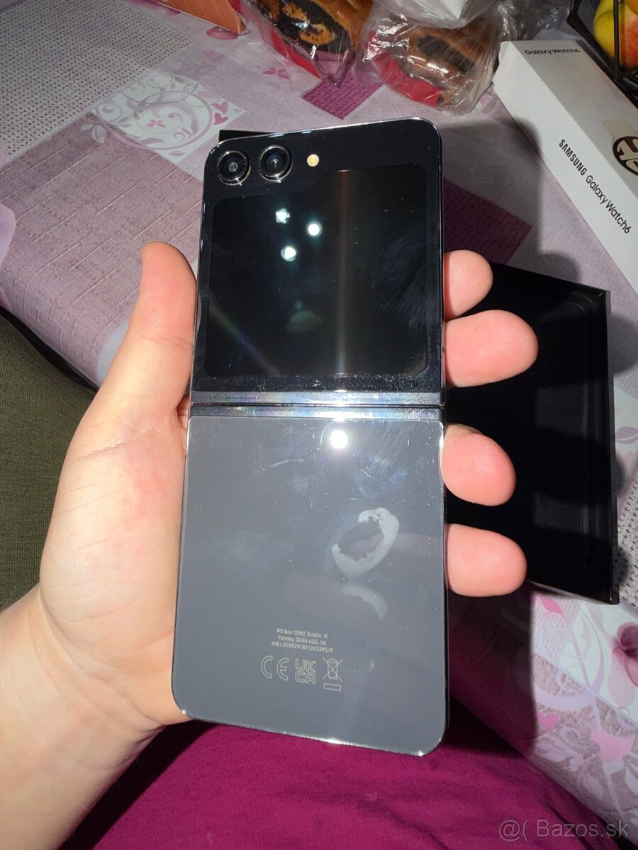 Samsung galaxy Z flip 5 + galaxy watch 6 - 4