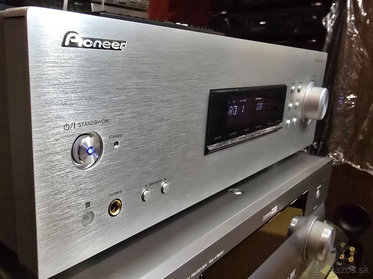 Pioneer SX-20 stereo receiver - 4