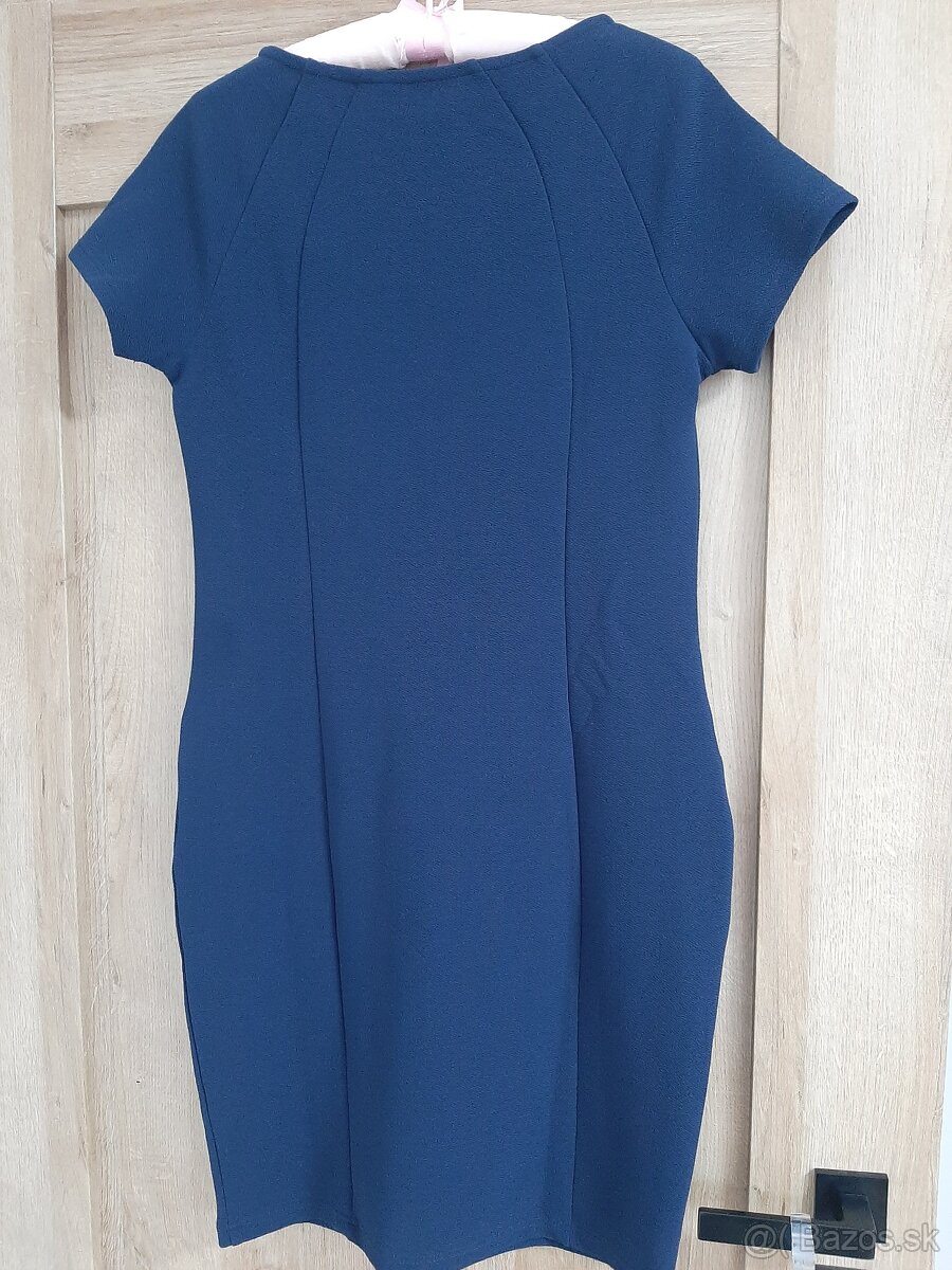 Nové krásne šaty č. 38 - 4