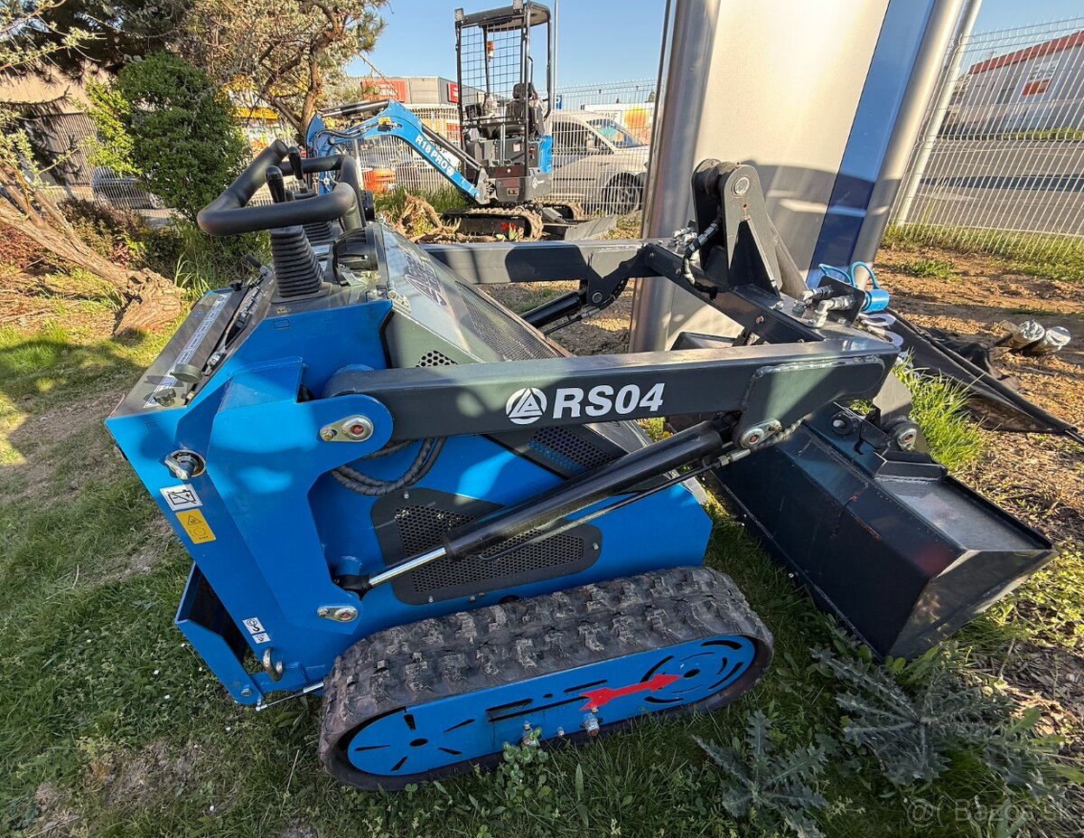 Pasový nakladač RIPPA RS 04 - 4