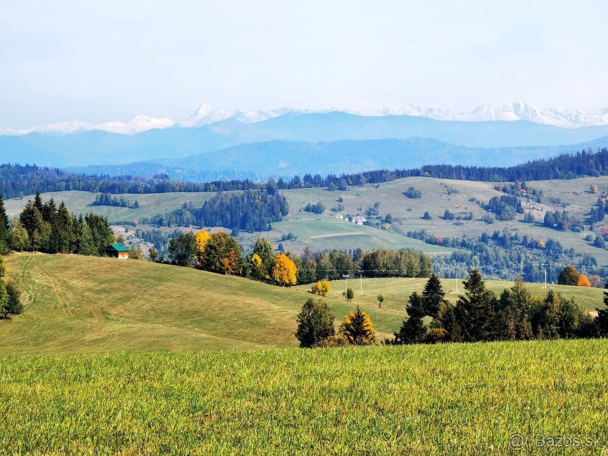 Pekný Pozemok 2100m2 zo Super Výhľadom na Nízke Tatry - 4