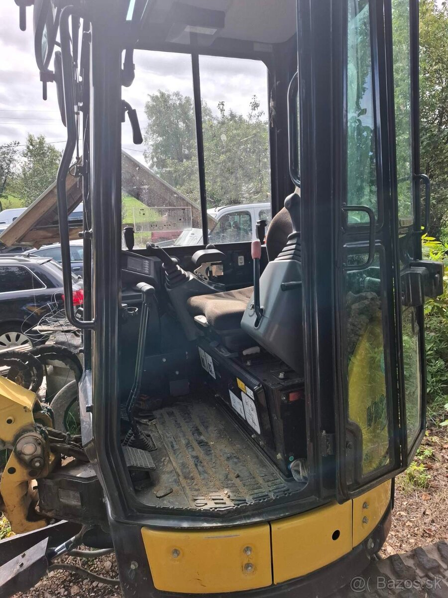 Minibager YANMAR VIO 23-6 - 4