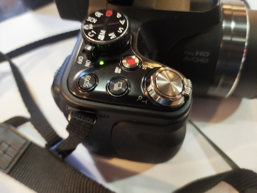 Panasonic Lumix DMC-FZ62 superzoom 24x(48x), fullHD - 4