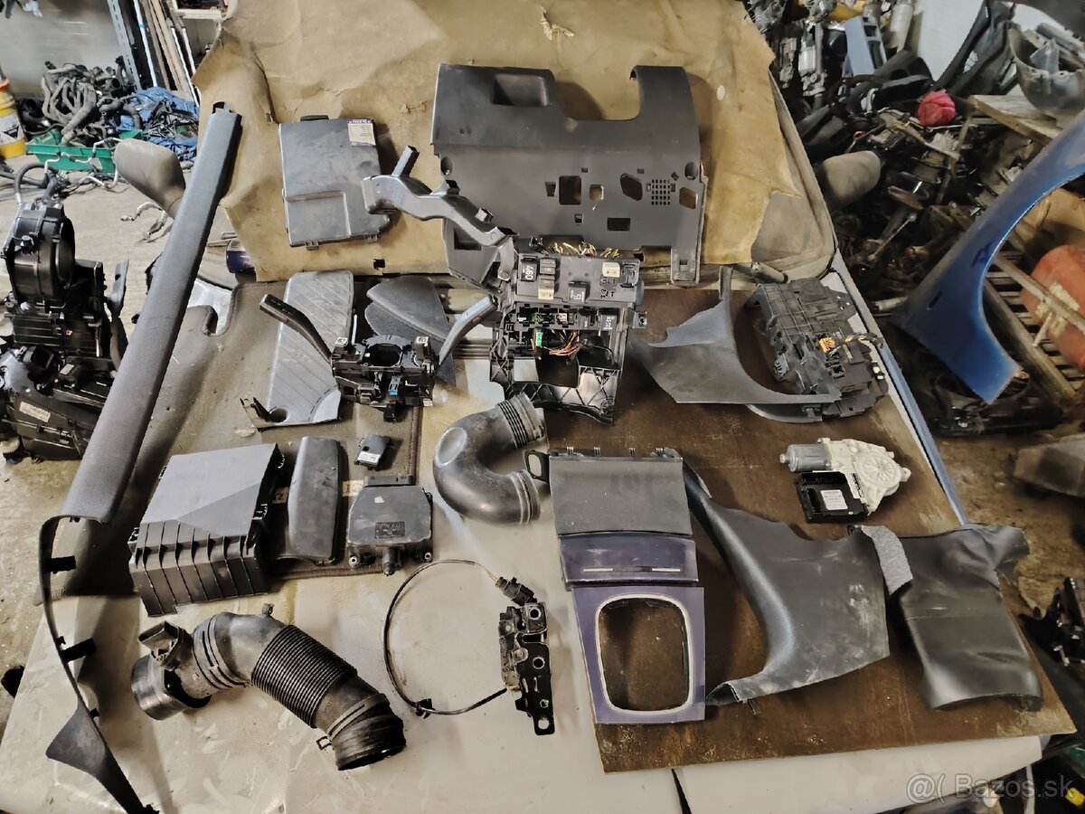 Audi A3 8p náhradné diely - 4