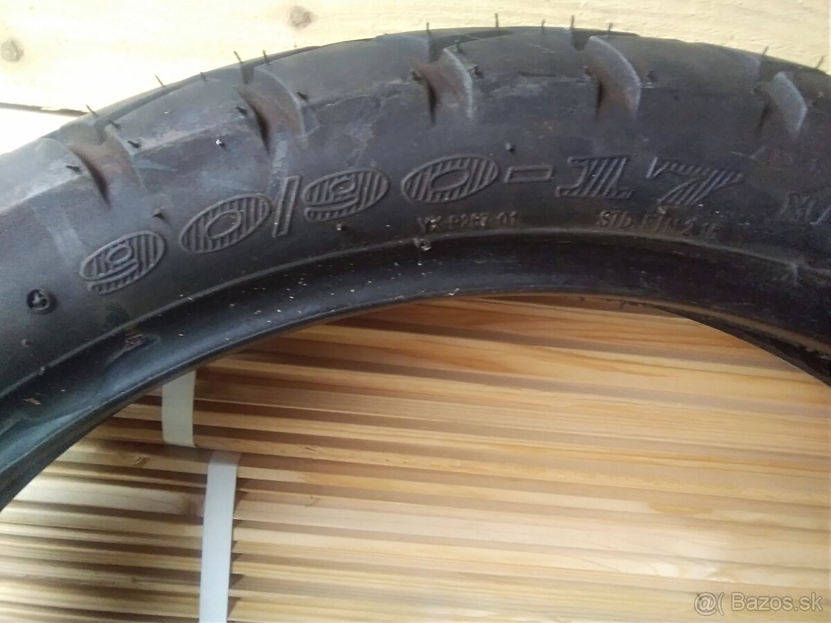 Predám pneu 90/90 r17 - 4