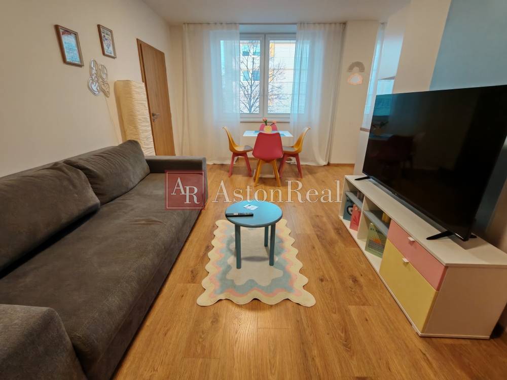 Moderný 2-izb. byt v novostavbe, 62m2, 2.p., parkovacie mies - 4