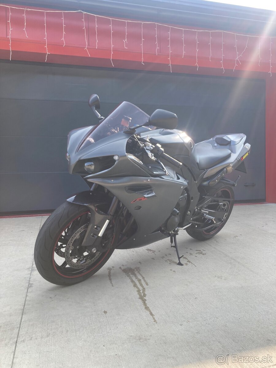 Yamaha R1, Big Bang, Facelift - 4