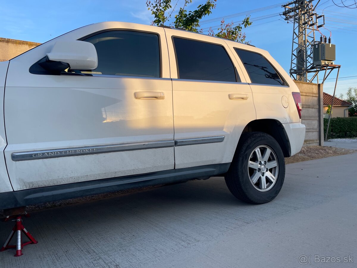 Jeep Grand Cherokee CRD 3.0 NEPOJAZDNY - 4