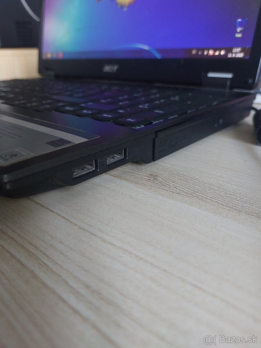 Predám notebook Acer Extensa 5235 - 4