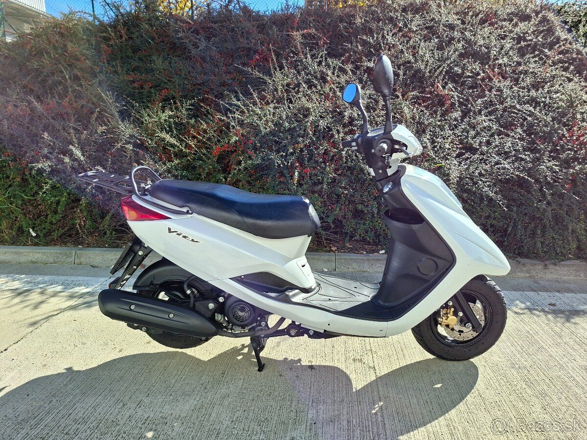Yamaha Vity - 4
