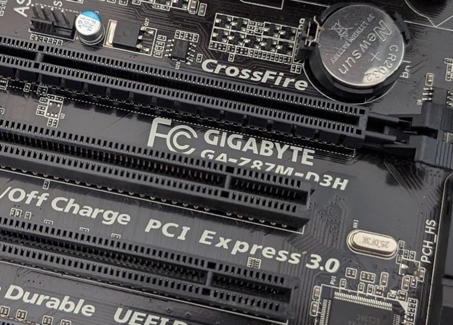 Gigabyte GA-Z87M-D3H + i5 4690 + 8GB DDR3 - 4