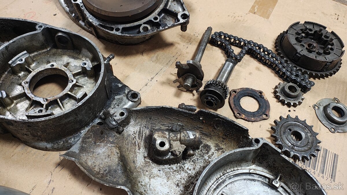 Predám motor ČZ 125t - 4