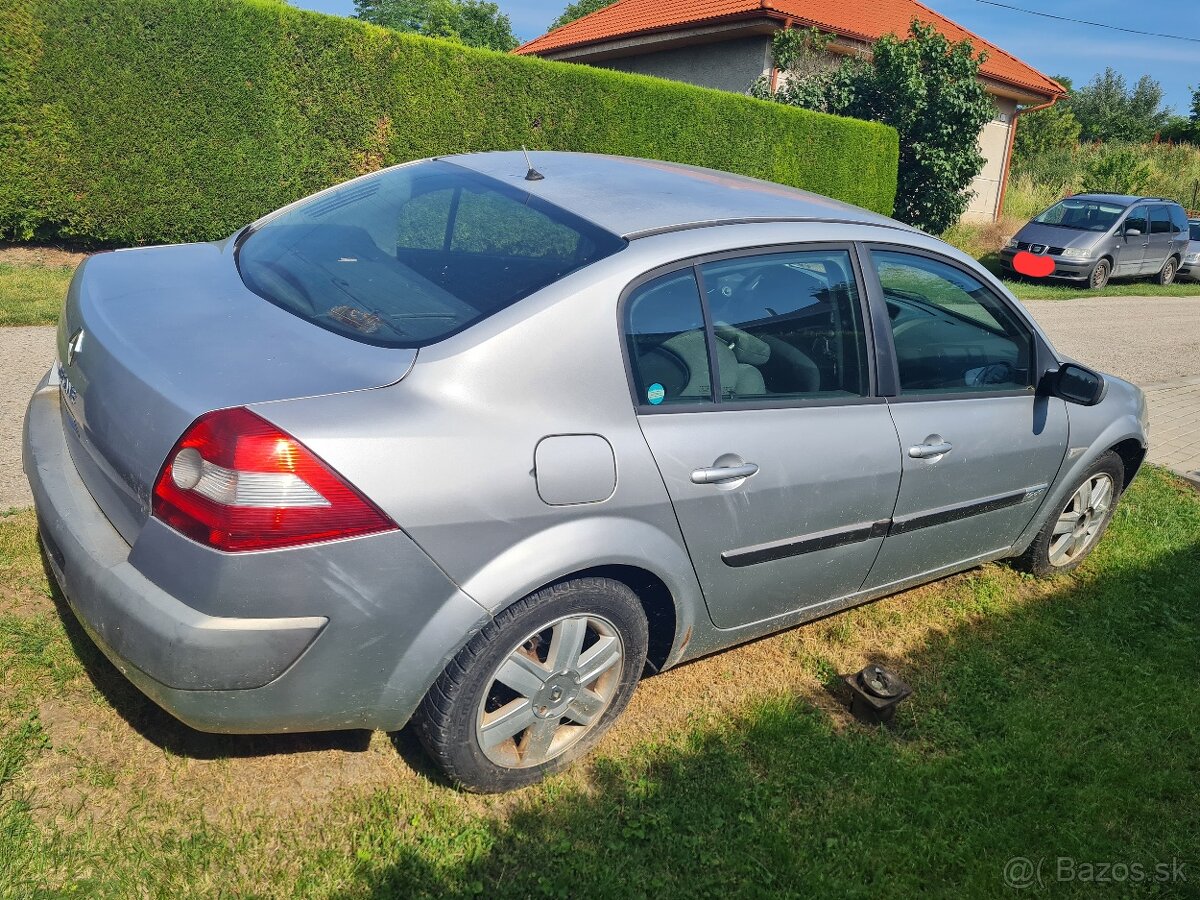 Rozpredám renault megane II 1.9 dci 88kw f9q800 - 4