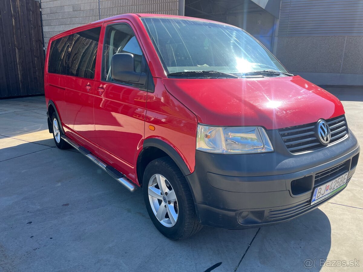 VW Transporter T5 2.5 TDI 96kw 394 000 km 2004 9 miest - 4