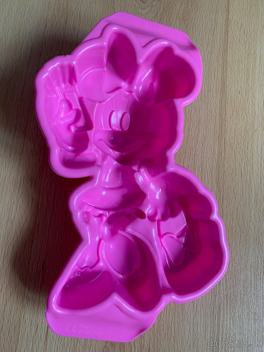 Formička Minnie Mouse - 4