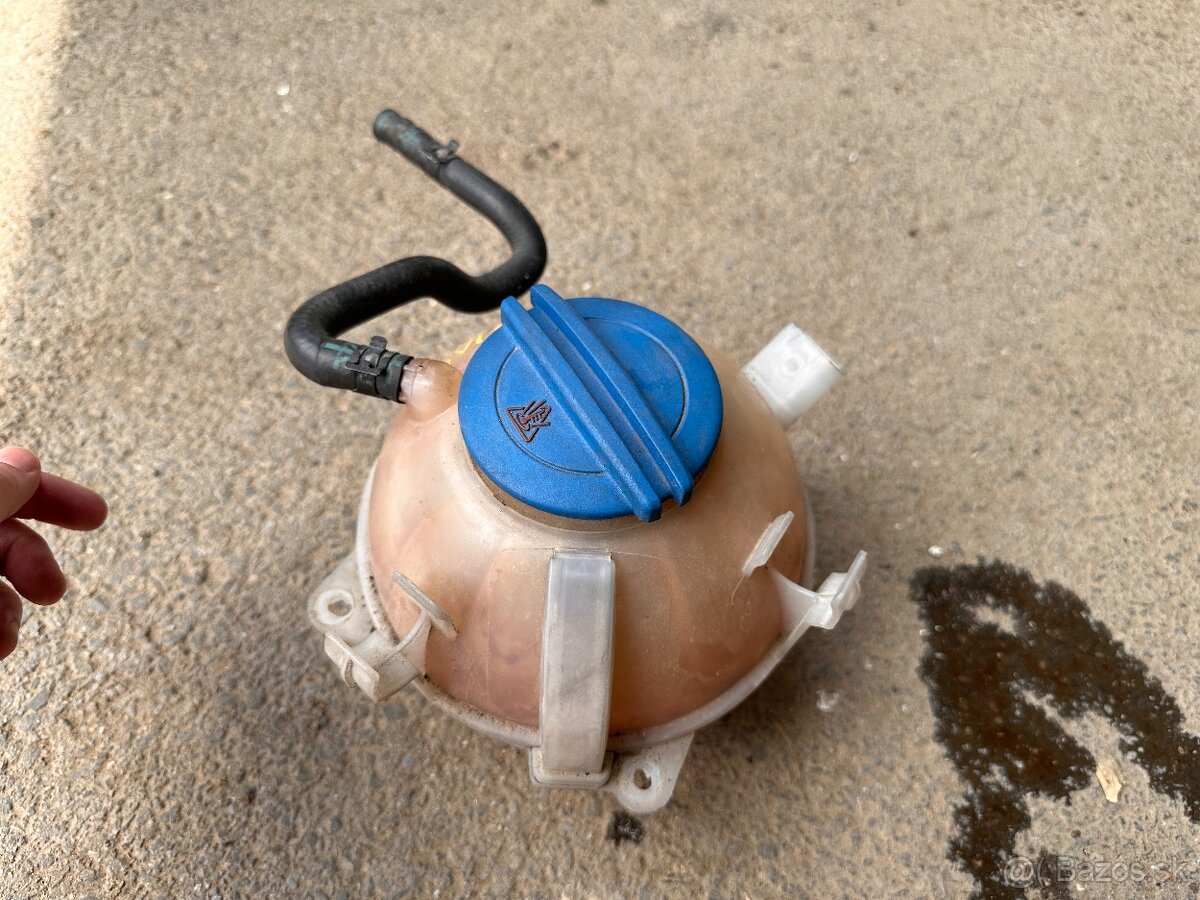 DIELY VW VOLKSWAGEN GOLF 5 COMBI 1.9 TDI 2009. - 4