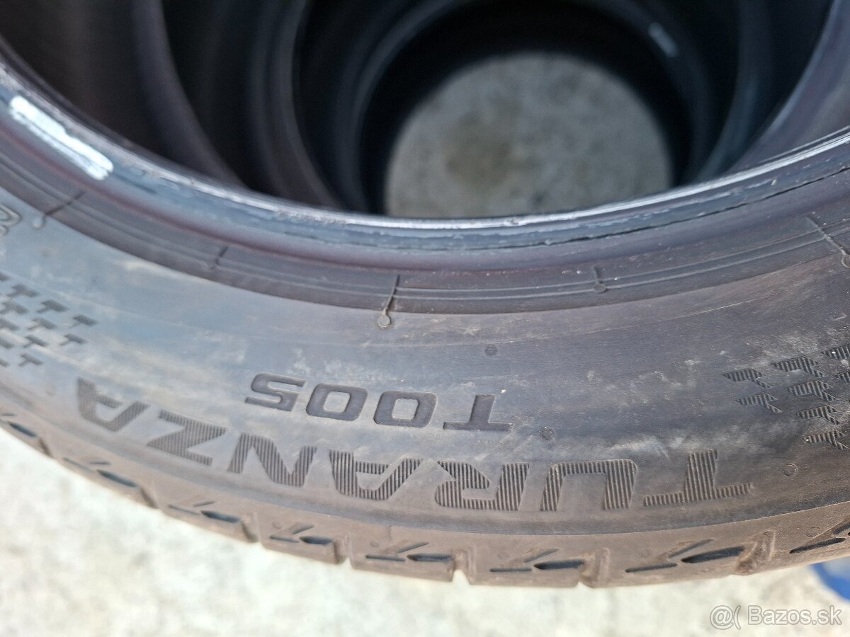 235 45 18 Bridgestone Turanza T005 - 4