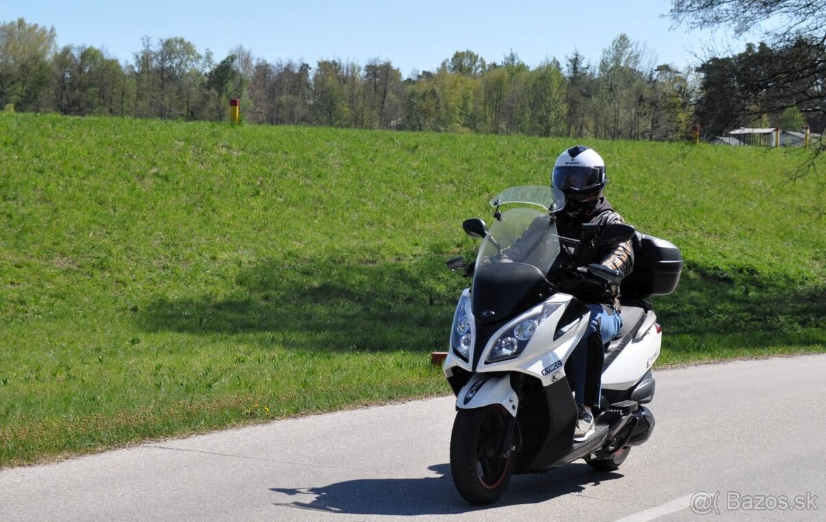 Kymco Downtown 300i - 4