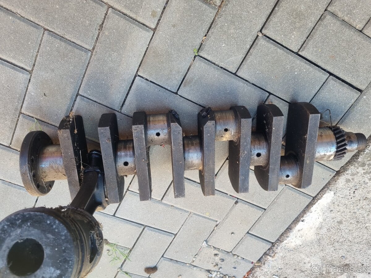 Blok motora Zetor 35-50 - 4