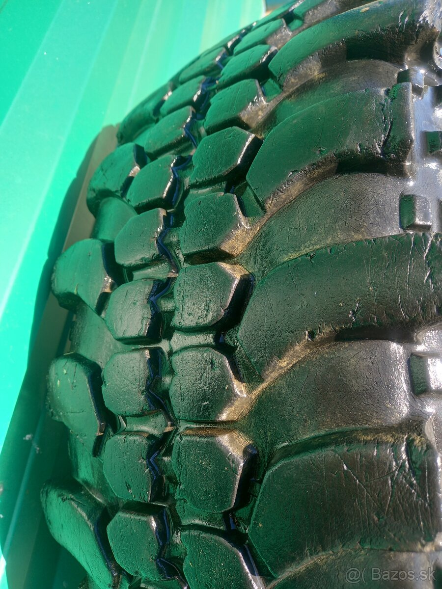Predám offroad, terénne, 4x4, T3, pneumatiky, na rezervu, j
