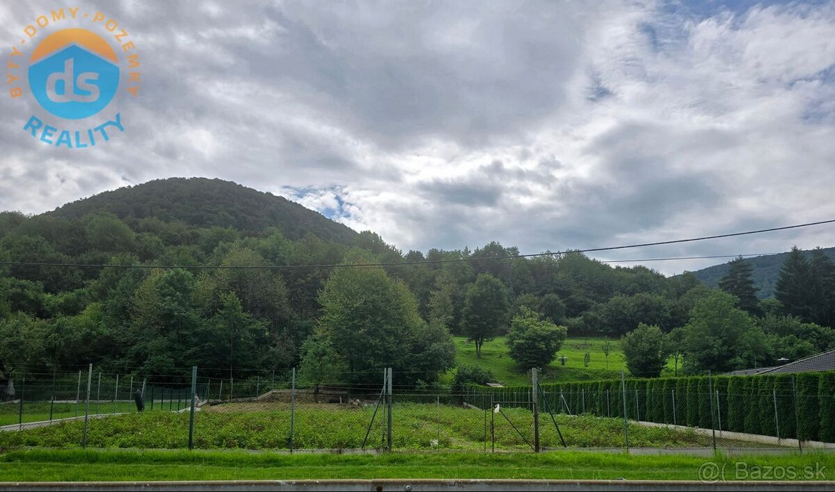 Na predaj stavebný pozemok o celkovej výmere 1.088 m2, Dolná - 4