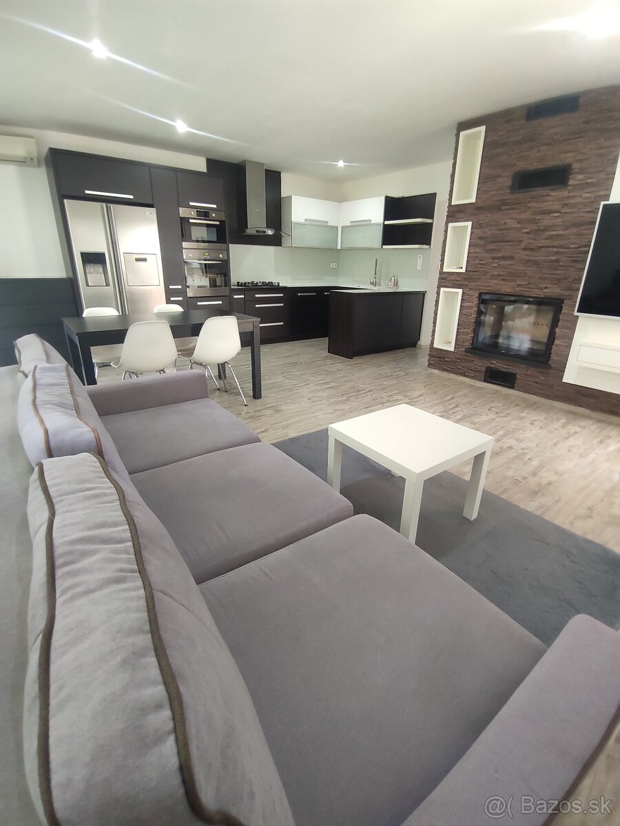 4 - izbový rodinný dom, veľký pozemok 583 m², garáž, Rajka - 4