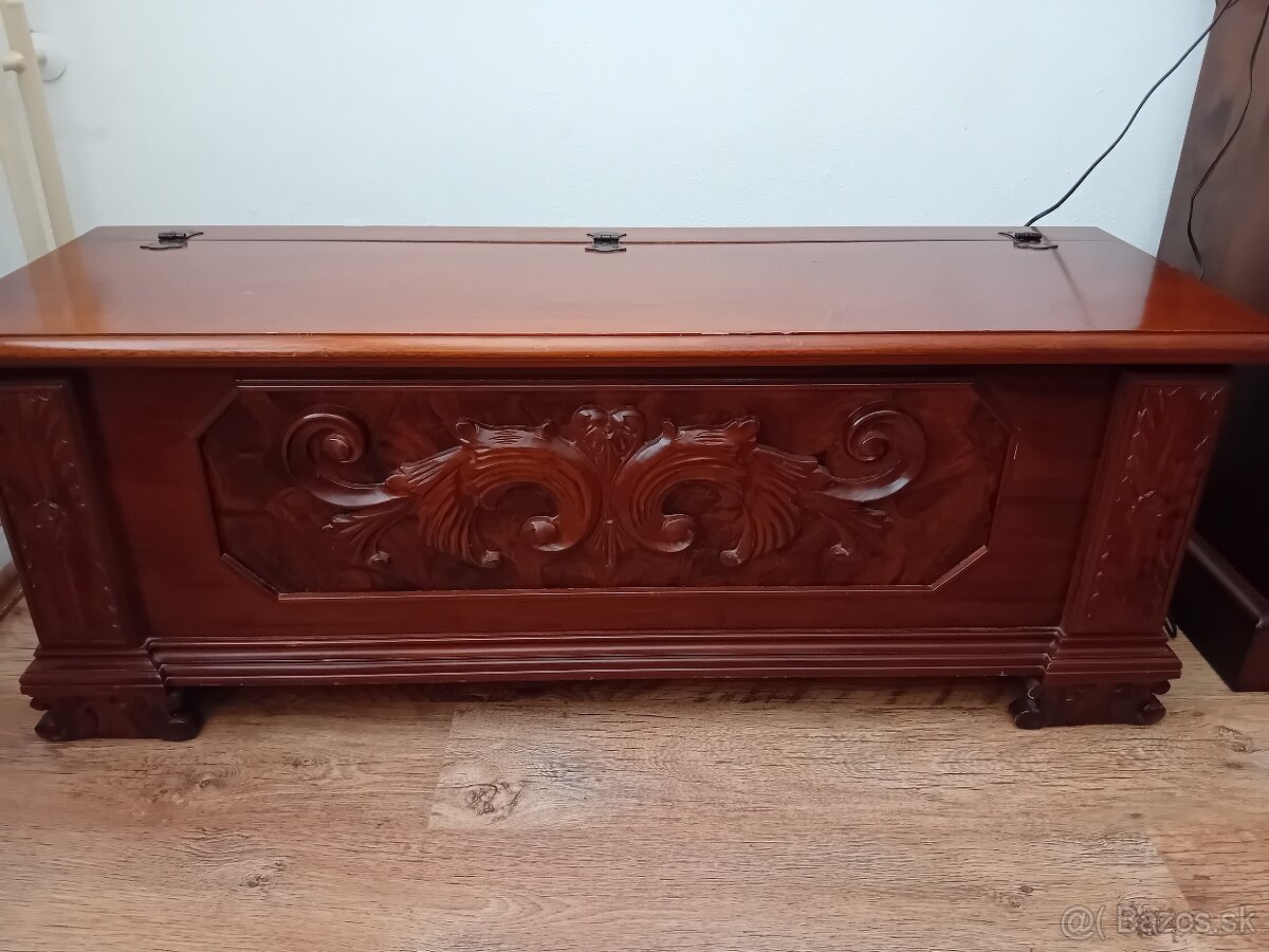 Starozitna komoda - 4