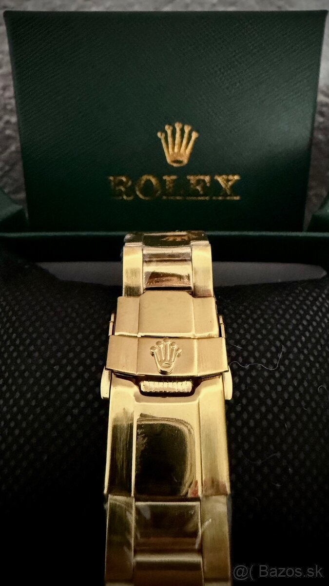 • Hodinky Rolex Submariner zlaté • - 4