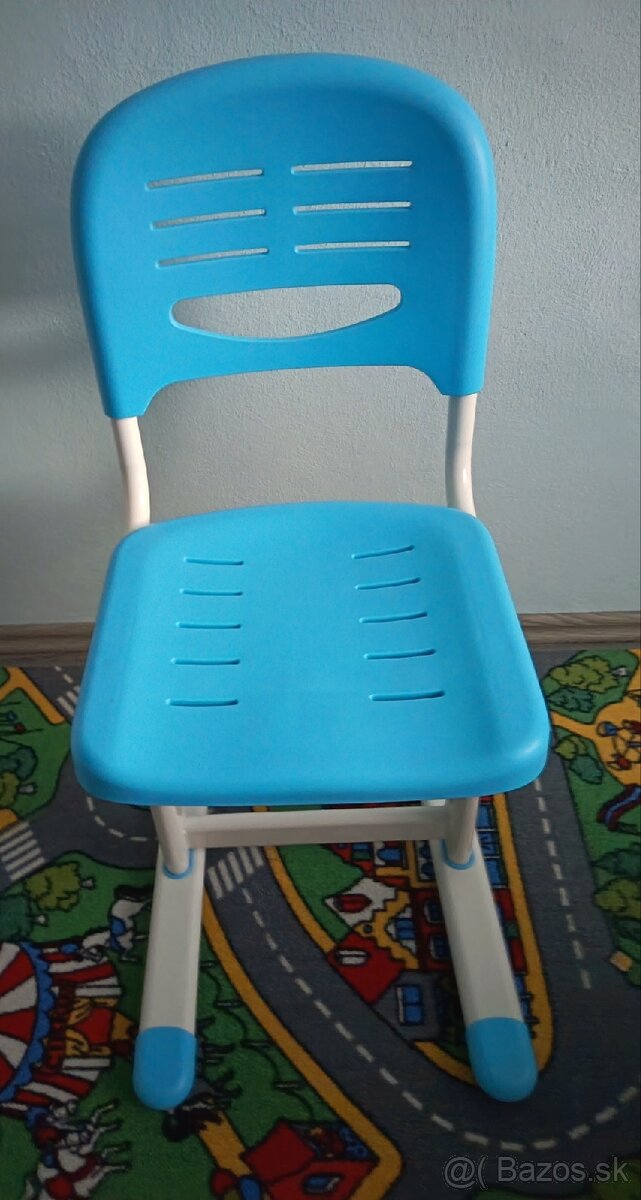 Rastúci písací stôl a stolička - 4