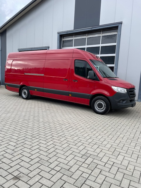 Mercedes-Benz Sprinter 316 CDI Extralang A4 RWD - 4