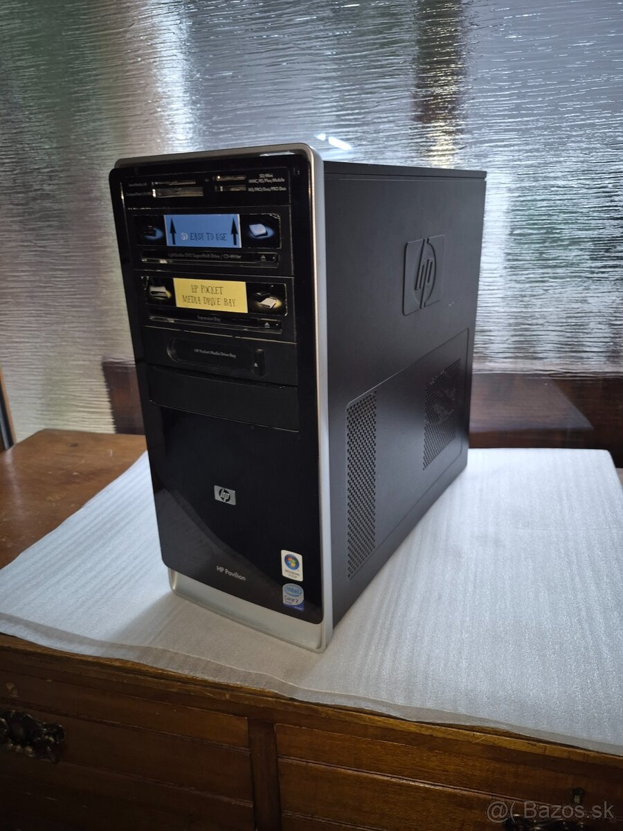 PC Hewlett-Packard Core2Quad Q8200 / 4x2.3GHz - 4