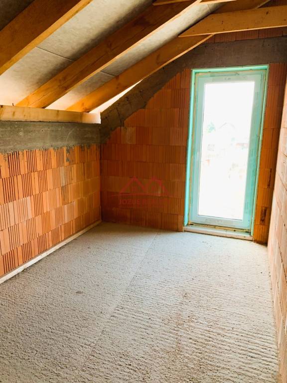 UZAVRETÁ HRUBÁ STAVBA, KOŠICKÁ NOVÁ VES - GEDER - 4