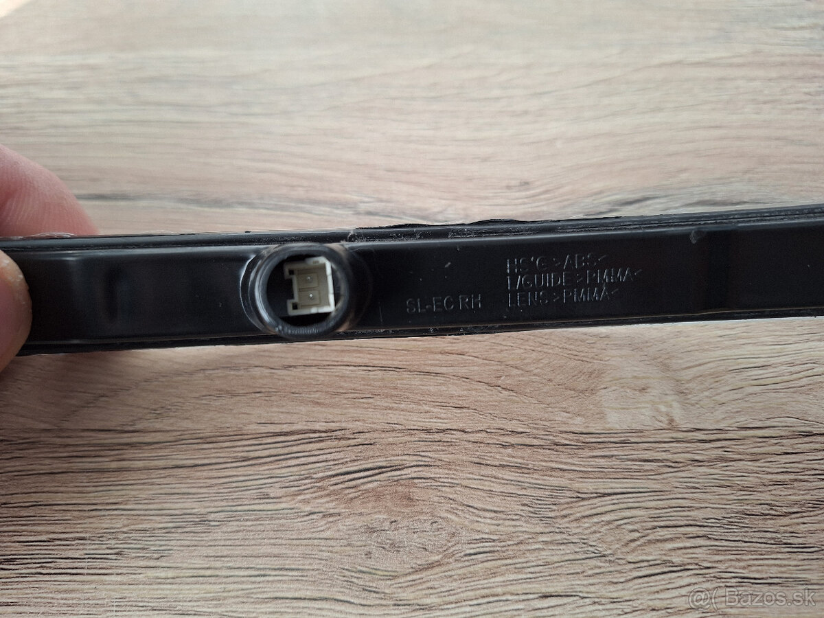 Smerovka spätného zrkadla KIA SPORTAGE 2011 - 4