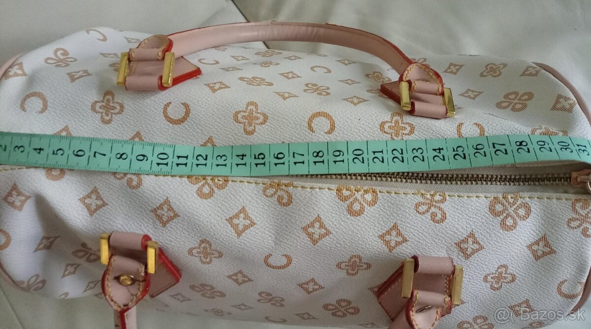 Väčšia kabelka - 4