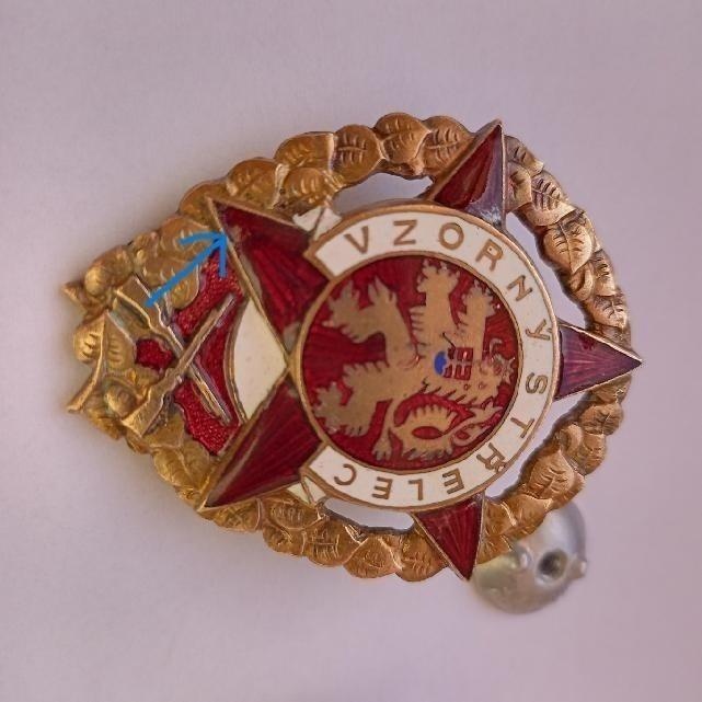 ODZNAK VZORNÝ STŘELEC - 4
