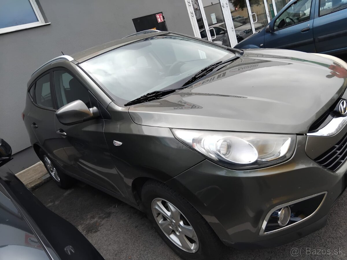 Hyundia ix35 2011bj 1.7d 207000km - 4