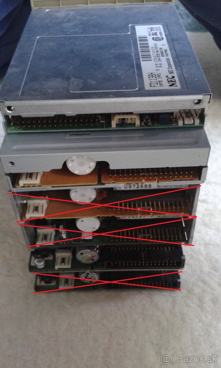 3x Disketové mechaniky (FDD) 1,44" HD - 4