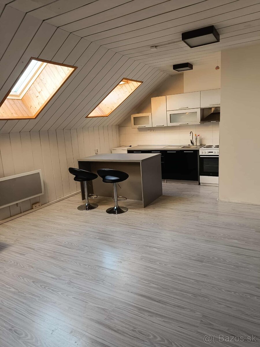 Na prenájom 1,5-izbový byt Banská Bystrica - 4