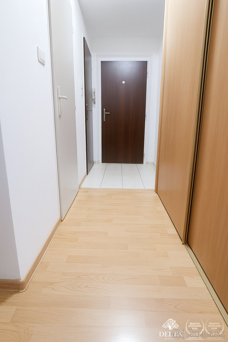 DELTA - Priestranný, zariadený 1-izbový byt na prenájom Popr - 4