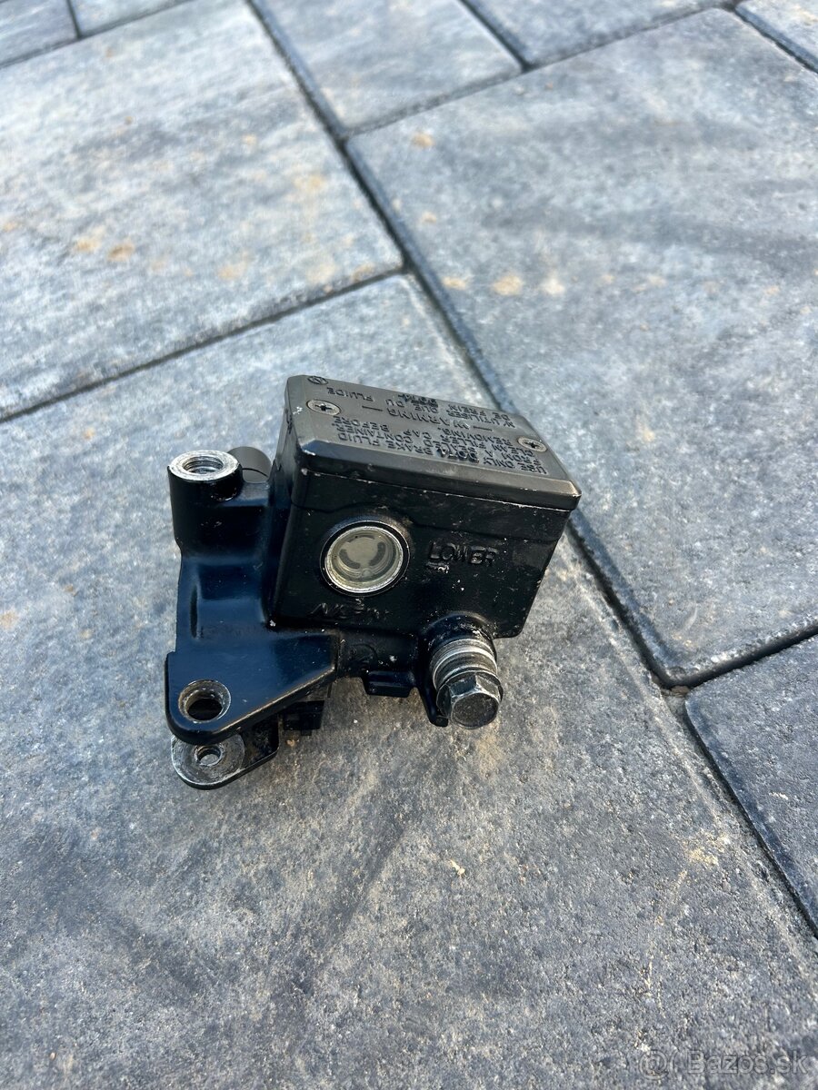 Hlavný predný brzdový valec Nissin - 4